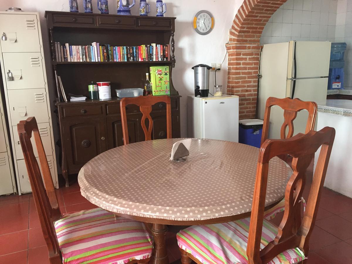 Alcatraz Hostal 圣米格尔－德阿连德 外观 照片